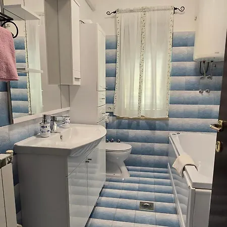 Apartman With Parking Space Buici, - 24819