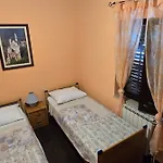 With Parking Space Buici, - 24819 Appartement