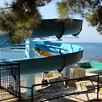 With Parking Space Buici, - 24819