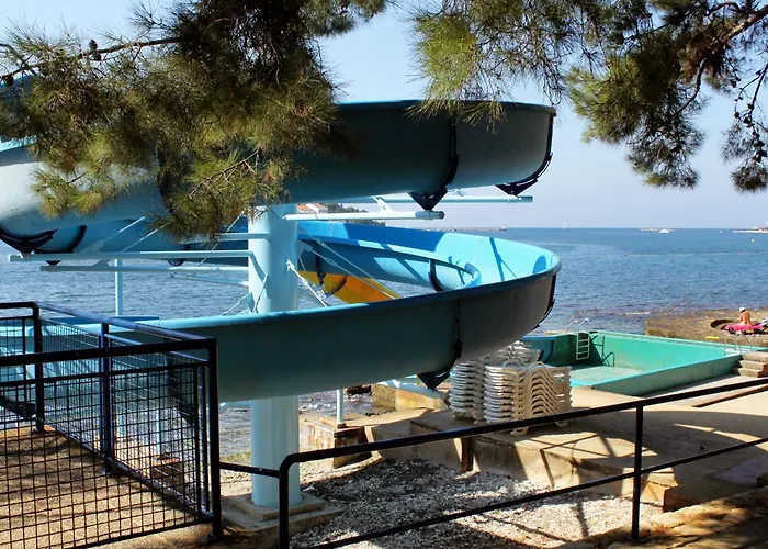 With Parking Space Buici, - 24819